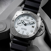 Panerai PAM01223