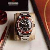 Tudor M79220R